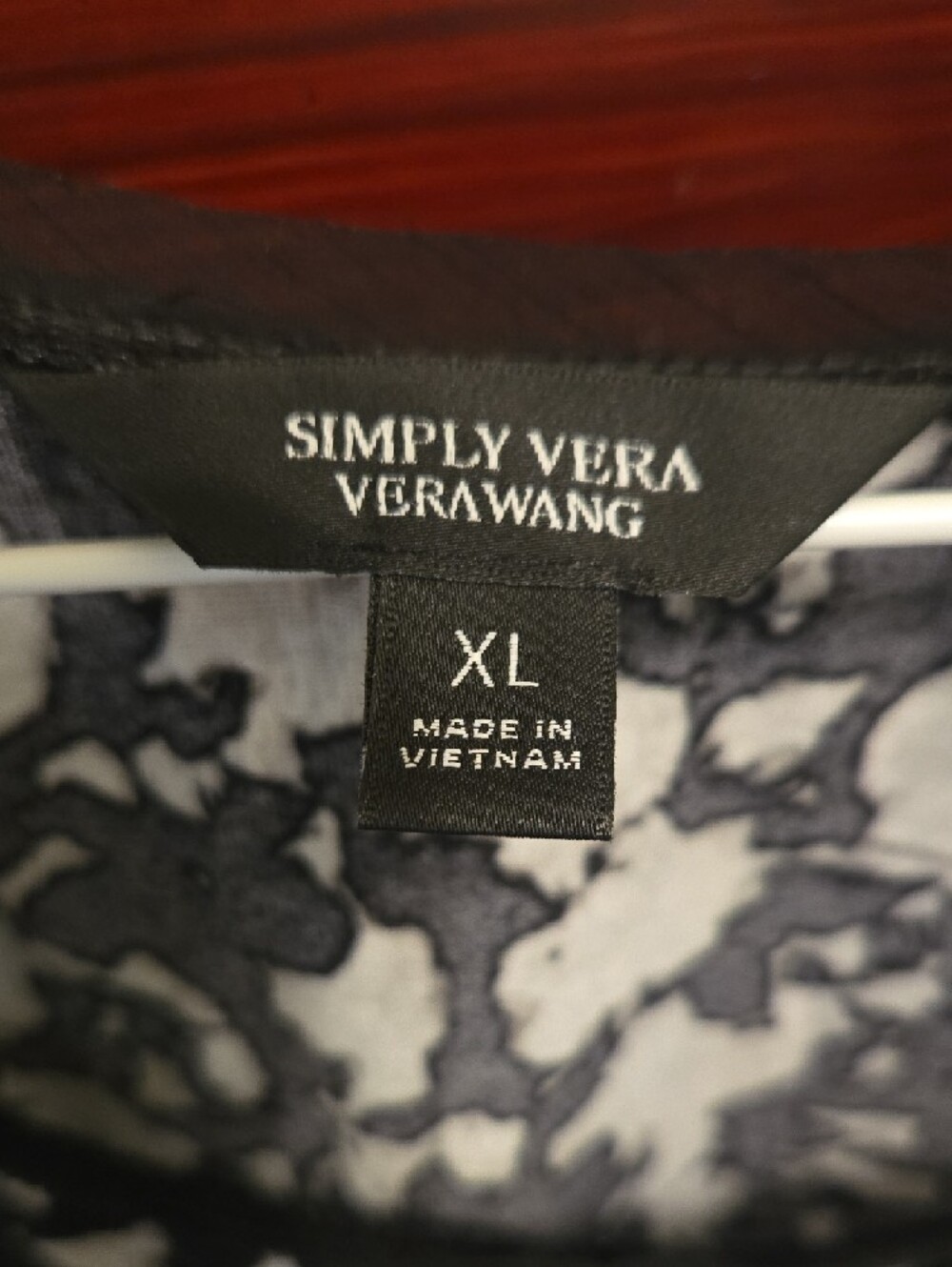 Simply Vera Vera Wang Black and White Short Sleeve Top Size XL - Picture 2 of 10